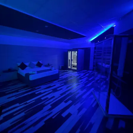 Hotel Living