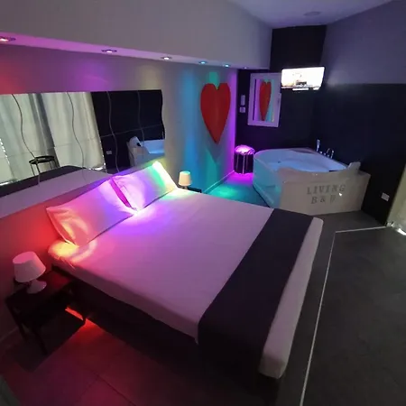 Hotel Living 3*