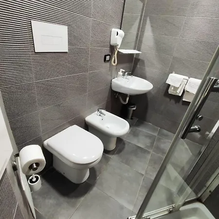 Living Hotel 3*